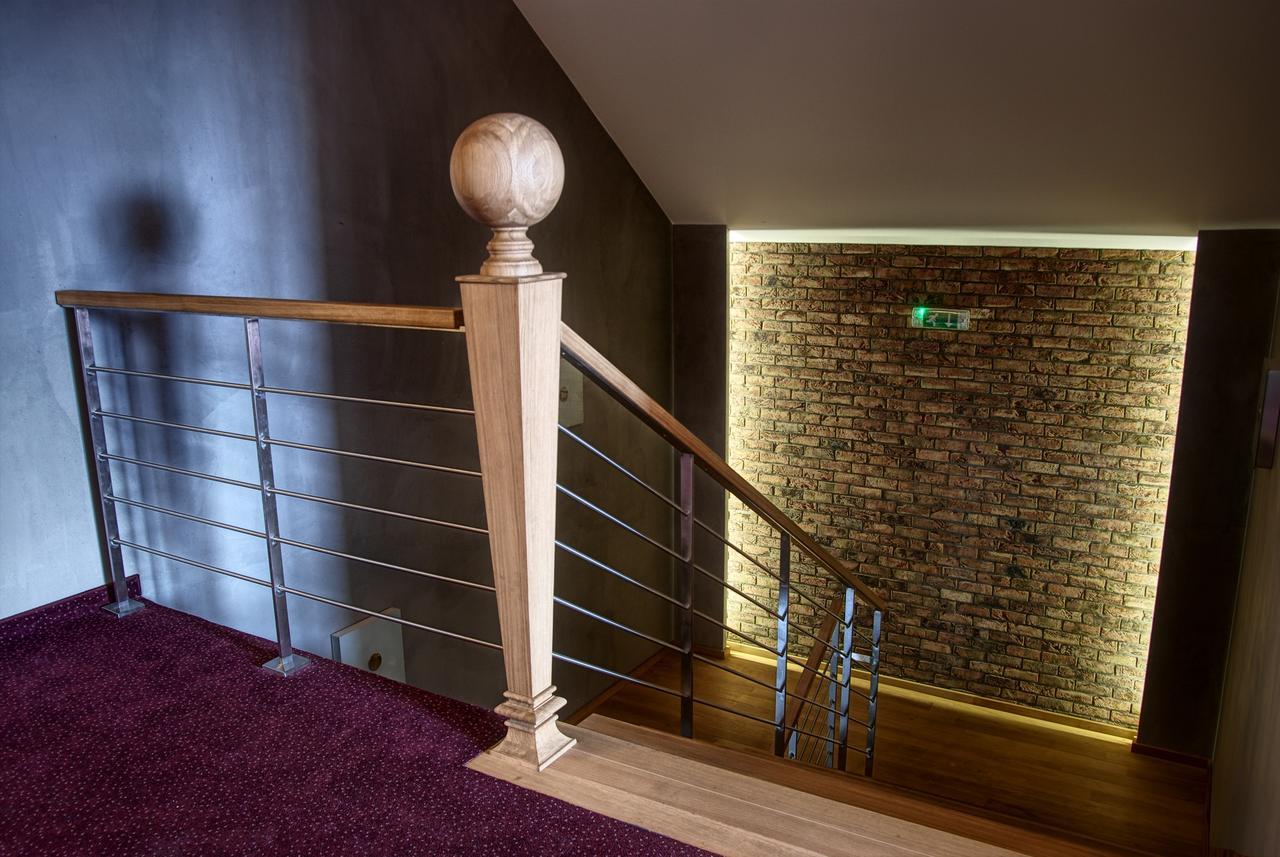 Hotel Pod Szyszkami Kozmin Kültér fotó
